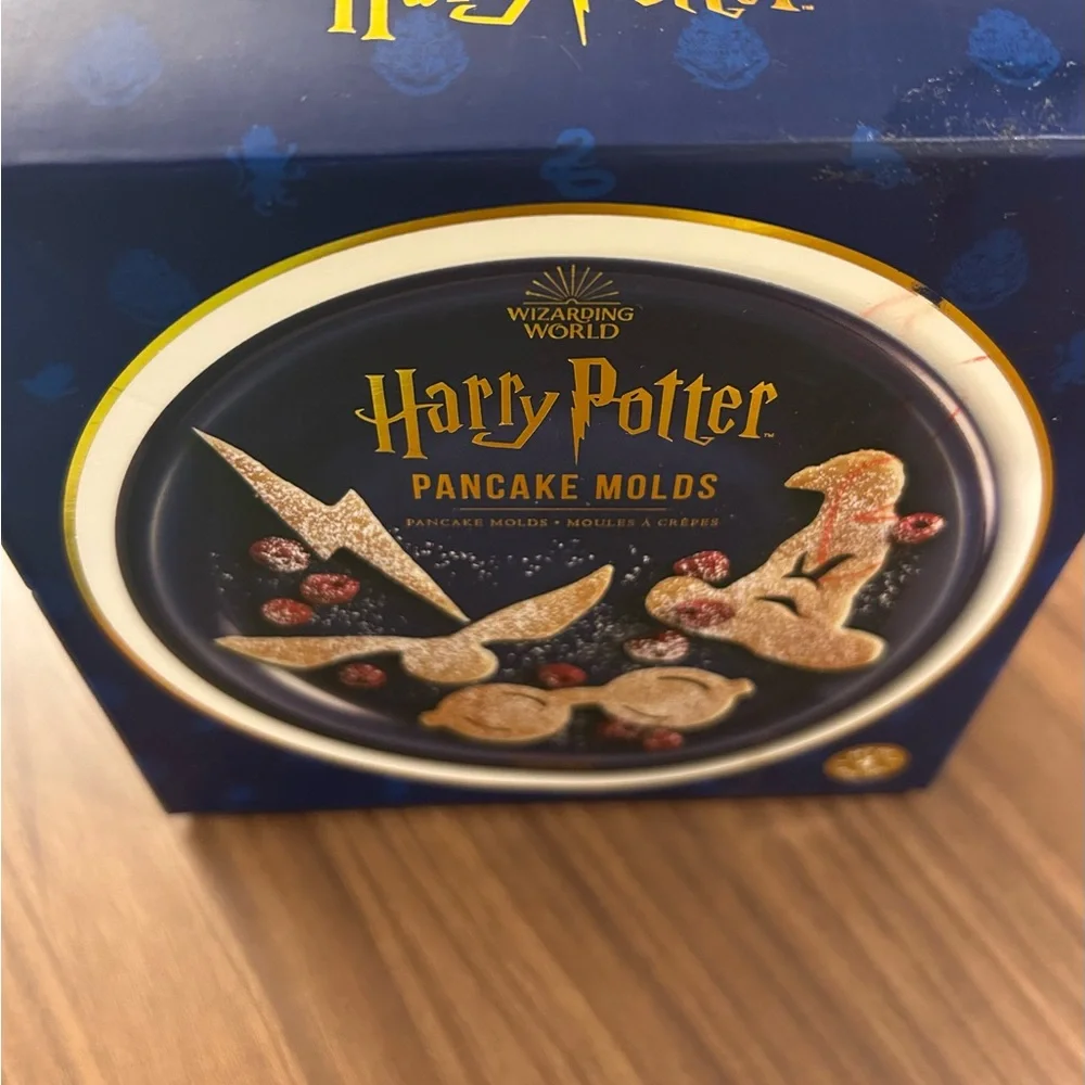 Harry Potter Pancake Molds by Williams Sonoma - Navy Blue
